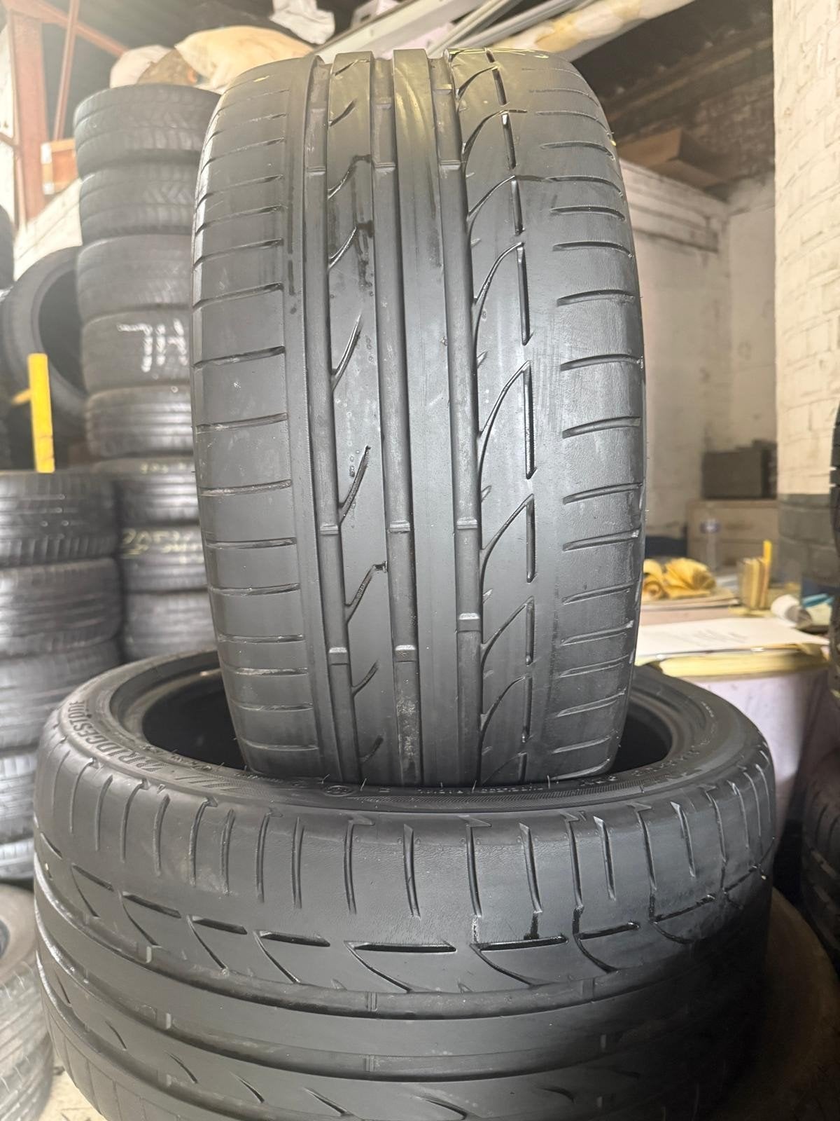 245/35/18 Bridgestone avec montage et équilibrage, Ophalen