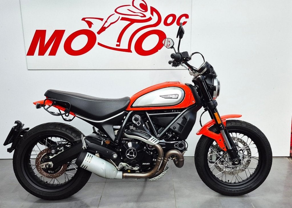DUCATI SCRAMBLER 800 ***MOTODOC.BE***, 2 cilinders, Occasion, Motorrijbewijs A, Bedrijf