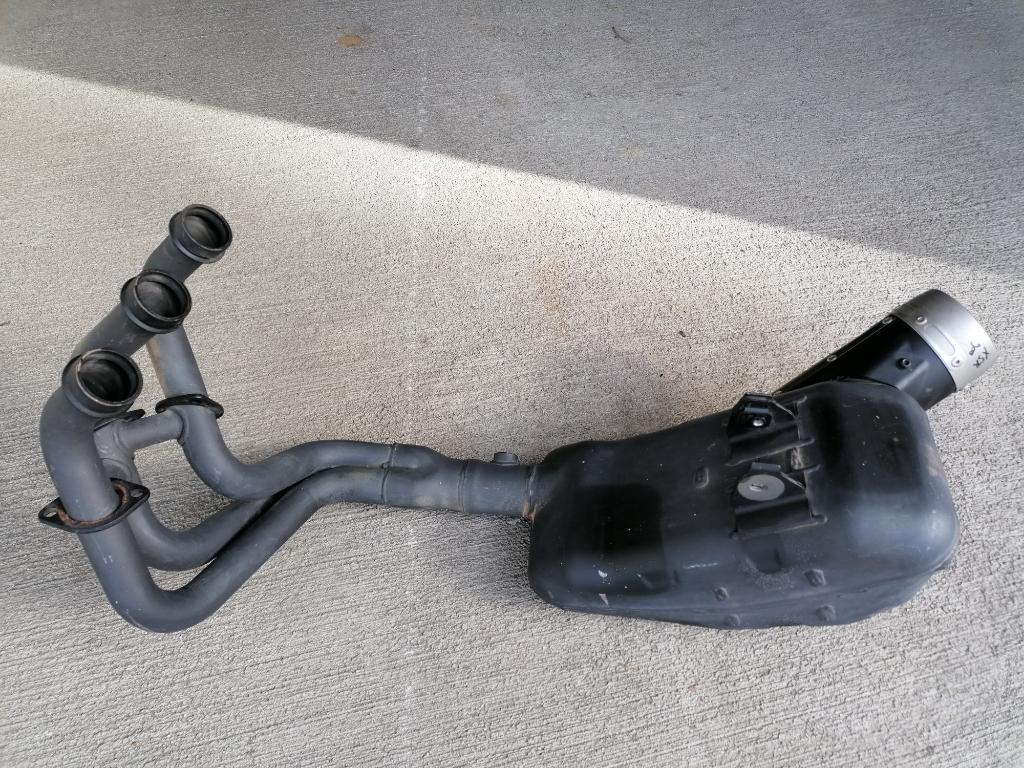 YAMAHA XSR 900 ligne d' échappement origine état impeccable, Motos, Accessoires | Autre, Enlèvement, Comme neuf