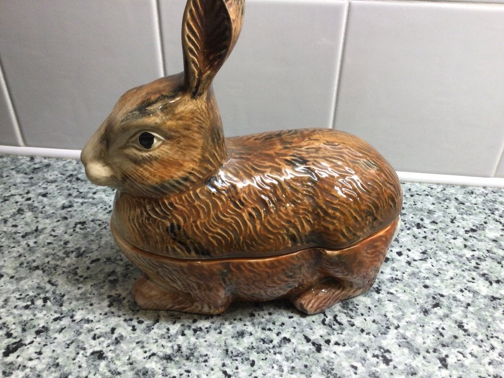 Terrine lapin vintage, Enlèvement