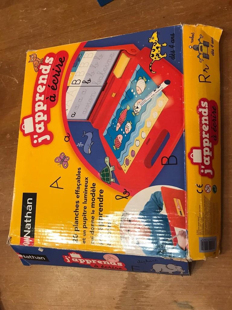 Jeu éducatif "j'apprends à écrire" de Nathan, Enfants & Bébés, Enlèvement, Utilisé, Langue et Lecture