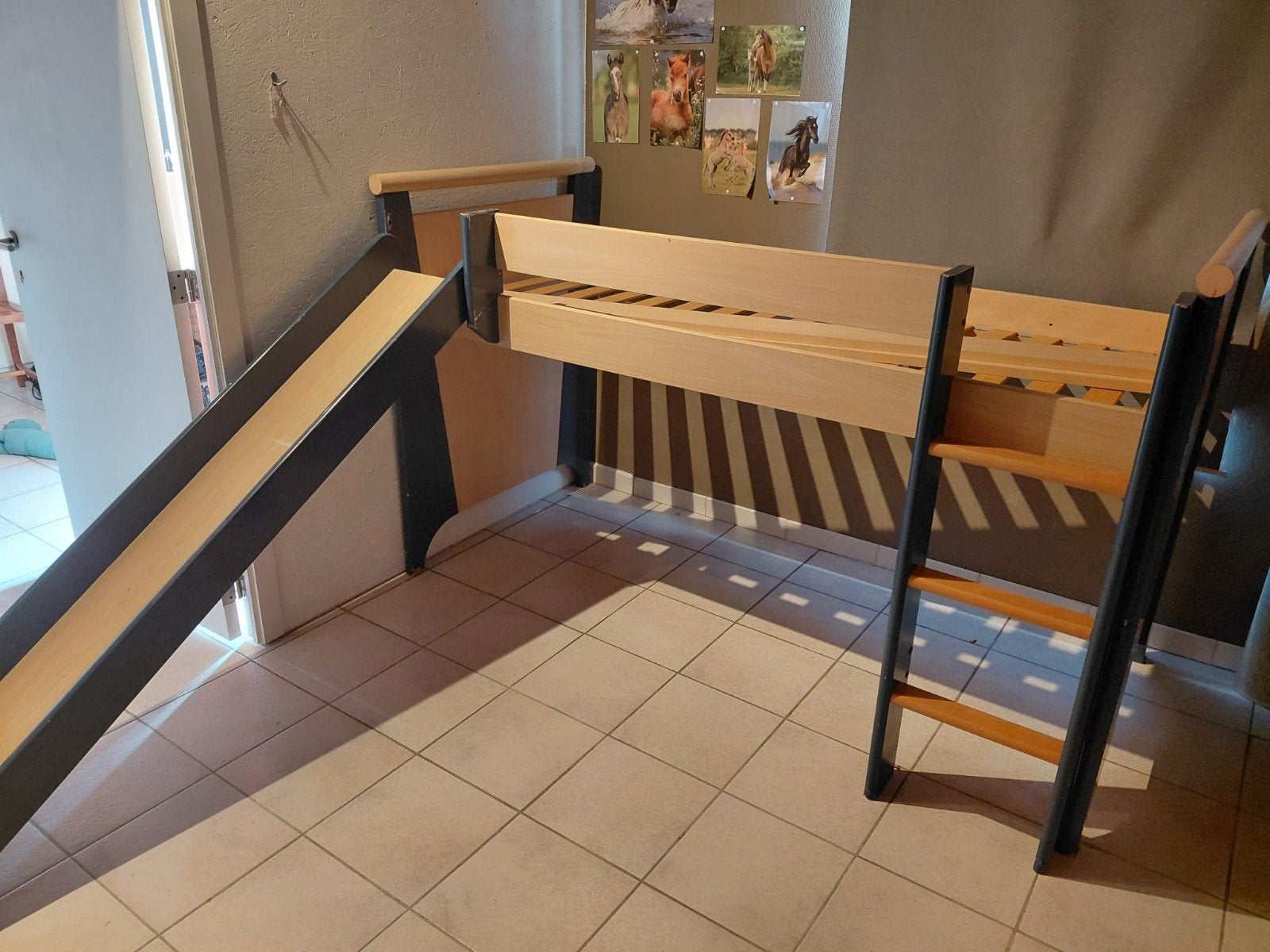 lit mi-haut, Enlèvement, Lit mi-hauteur mezzanine