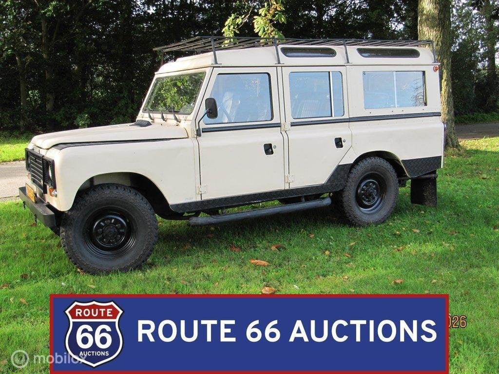 Land Rover Santana 109 Super | 1983 | Route 66 Auctions, Auto's, Land Rover, Zwart, Bedrijf, Handgeschakeld