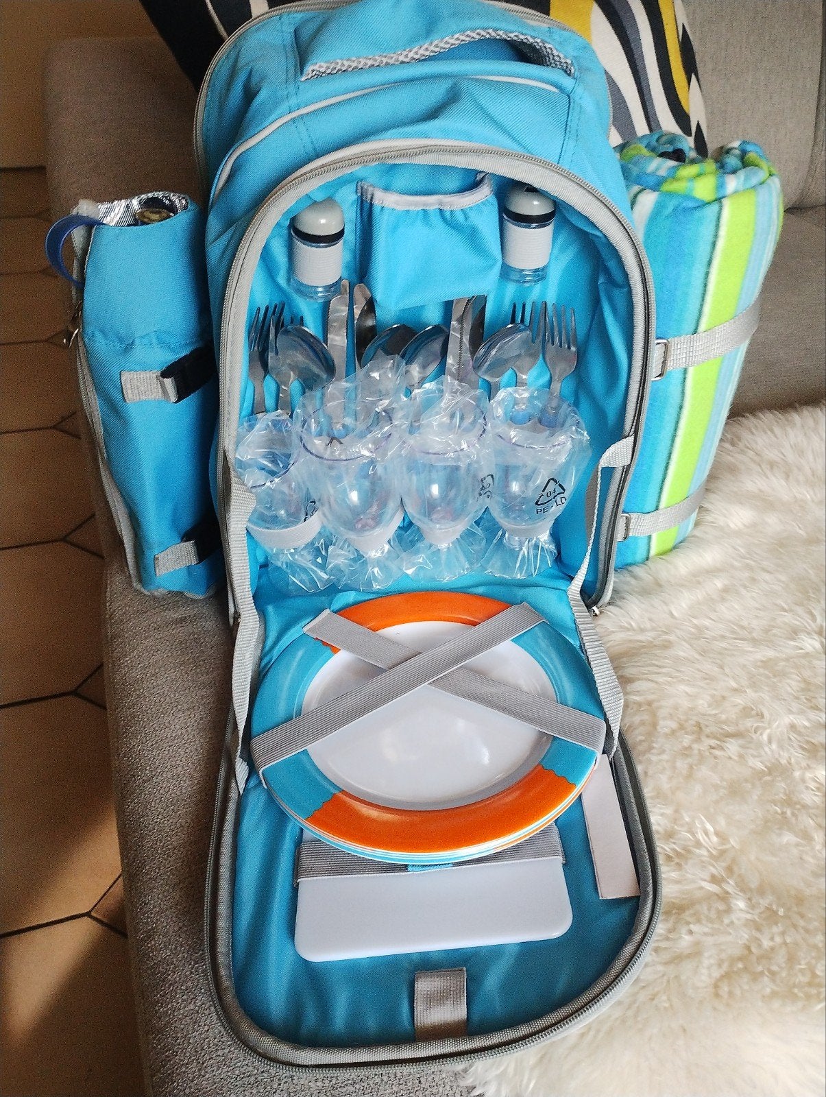 Picknick rugzak met dekentje en alle toebehoren., Hobby en Vrije tijd, Picknickmanden, Ophalen