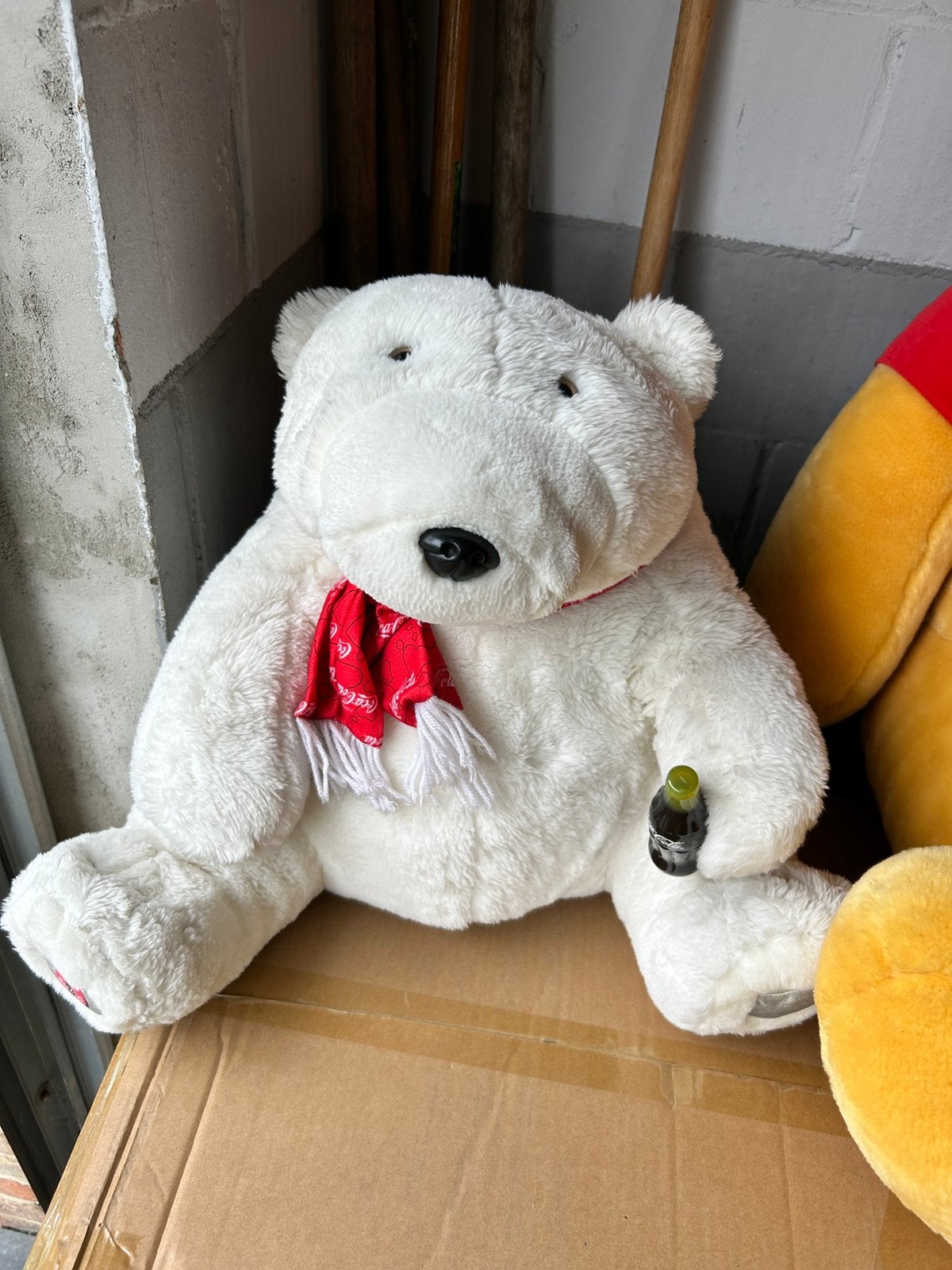 Coca-Cola beer, Enfants & Bébés, Jouets | Peluches, Enlèvement, Comme neuf, Ours