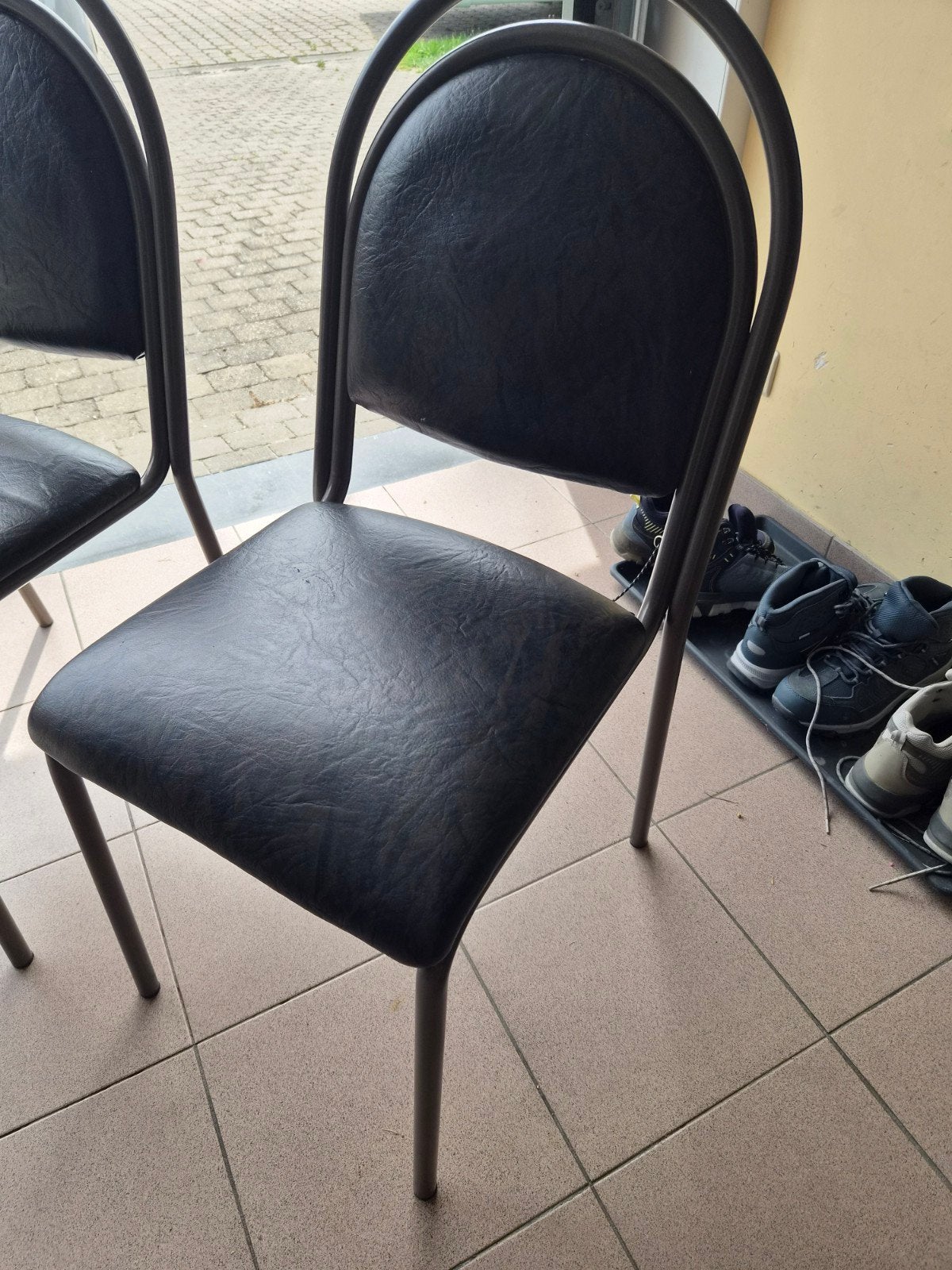 2 chaises de cuisine, Maison & Meubles, Enlèvement
