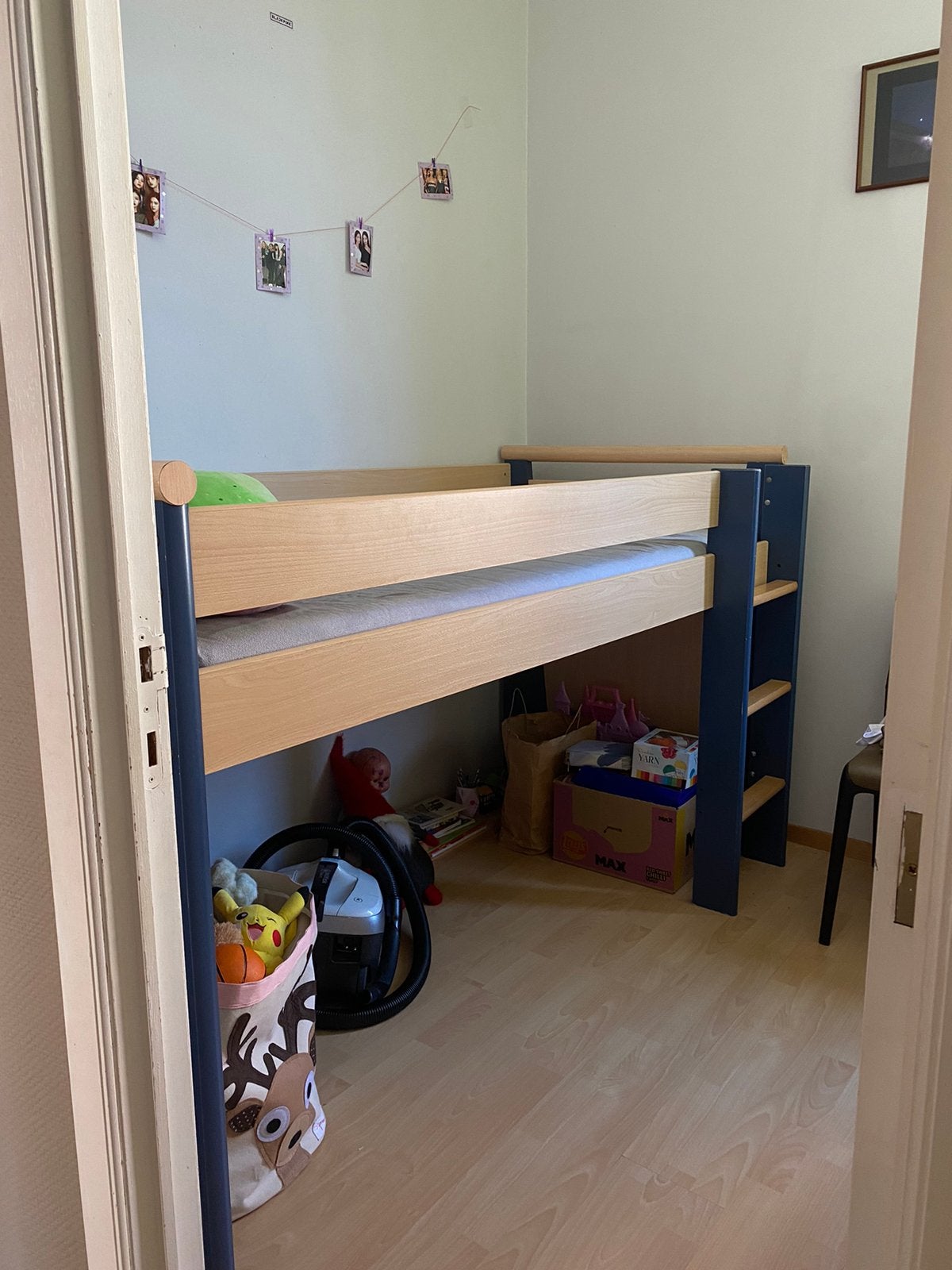 Gratis bed + matras, Ophalen, Zo goed als nieuw