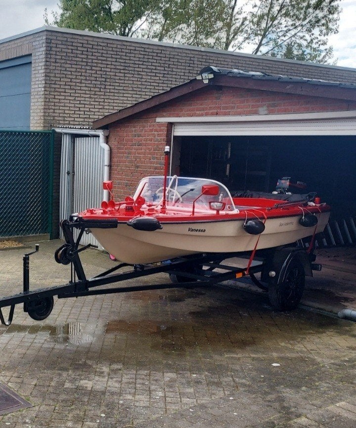Bootje 3,5m spot prijs !!  Geen papieren, Ophalen