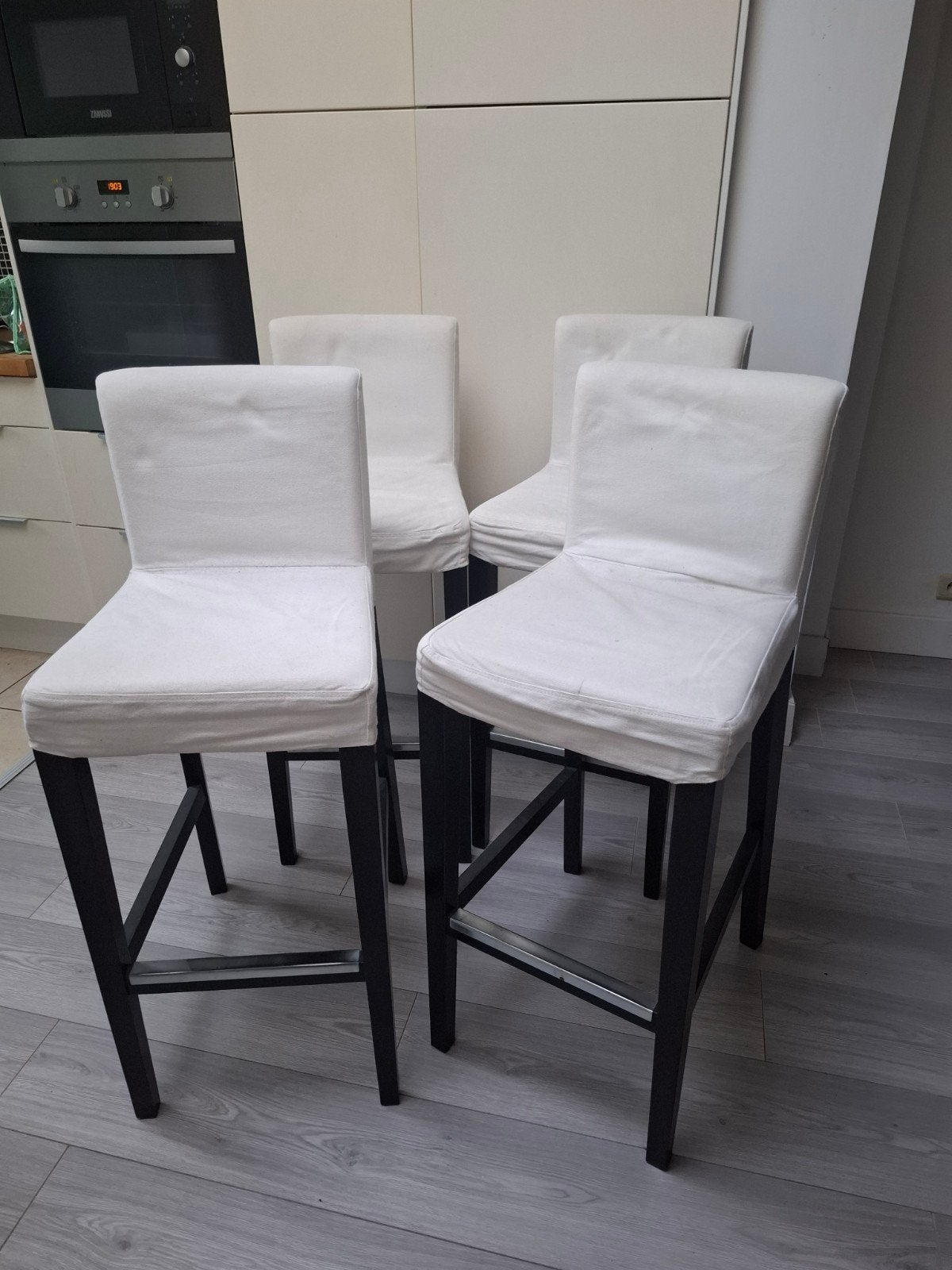4 chaises de bar, Maison & Meubles, Enlèvement