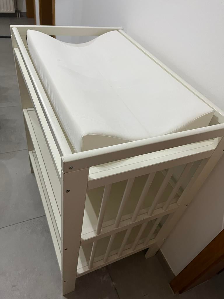 Table à langer Gulliver IKEA, 90 à 105 cm, Enlèvement, Utilisé, Espace pour les pieds