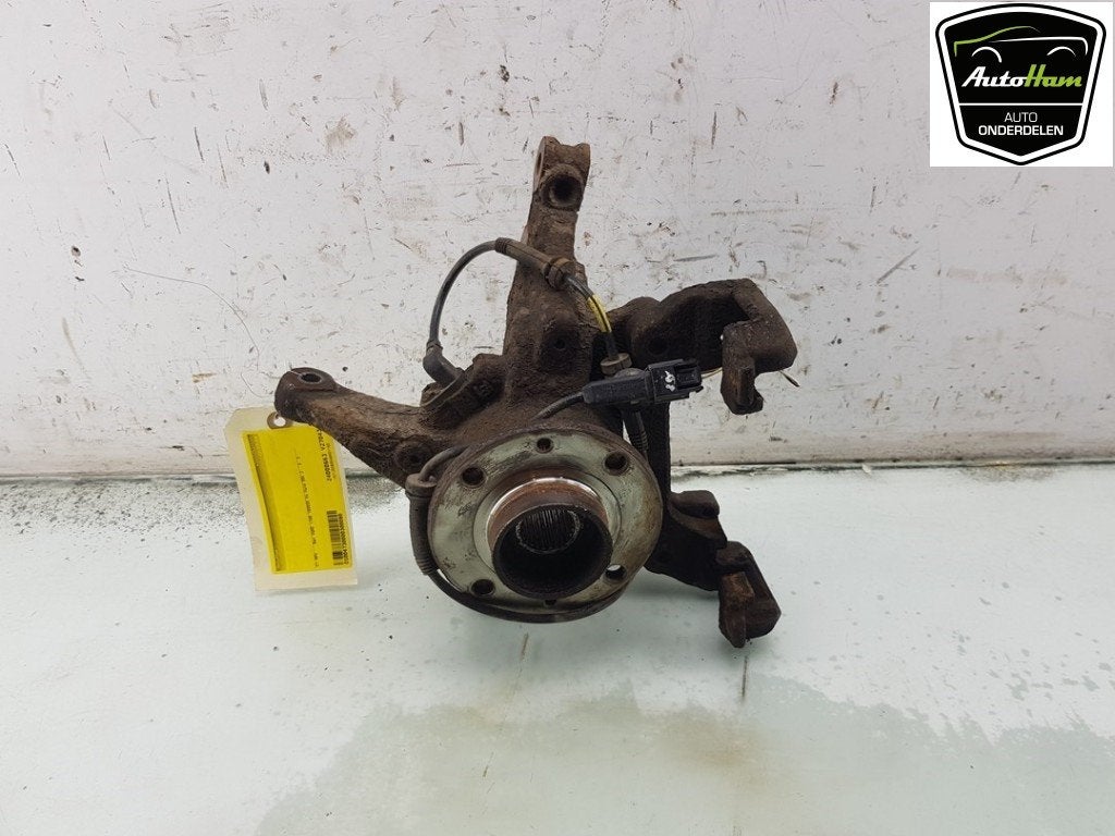 FUSEE RECHTS VOOR Dacia Lodgy (JS) (|400143629R|), Auto-onderdelen, Gebruikt, Dacia