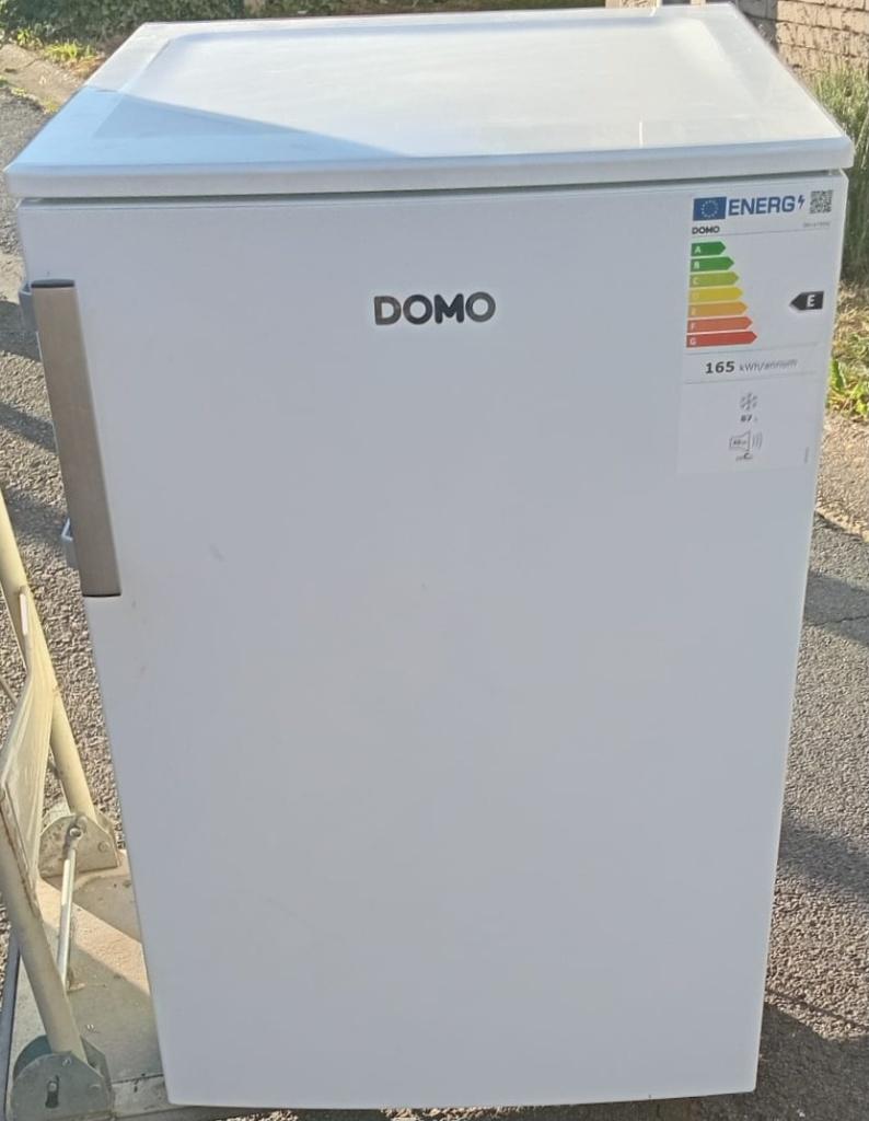 Diepvries in heel goeie staat/ congelateur en tres bon etat, 75 tot 100 liter, Zo goed als nieuw, 45 tot 60 cm, Met vriesvak