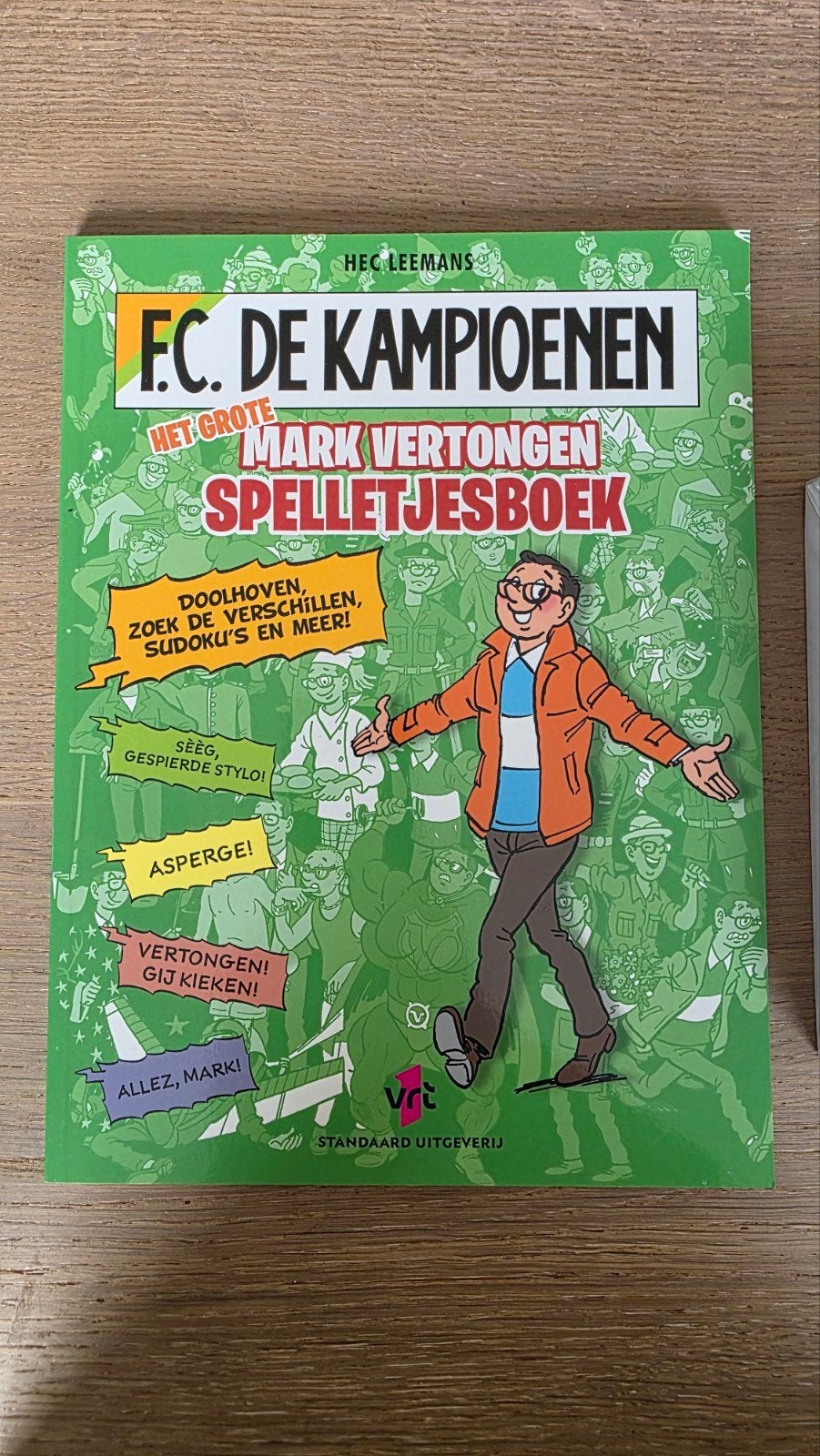 FC DE KAMPIOENEN het grote Mark Vertongen spelletjesboek, Ophalen of Verzenden, Nieuw, Fictie