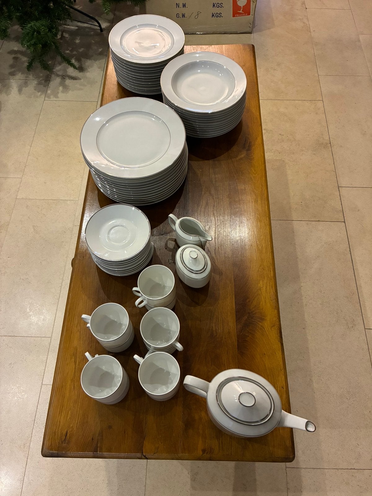 Volledig servies, Ophalen