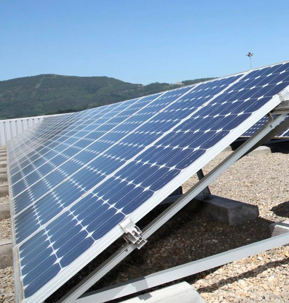 12 zonnepaneel + constructie + omvormer, Enlèvement, Utilisé, Système complet, 200 watts-crêtes ou plus