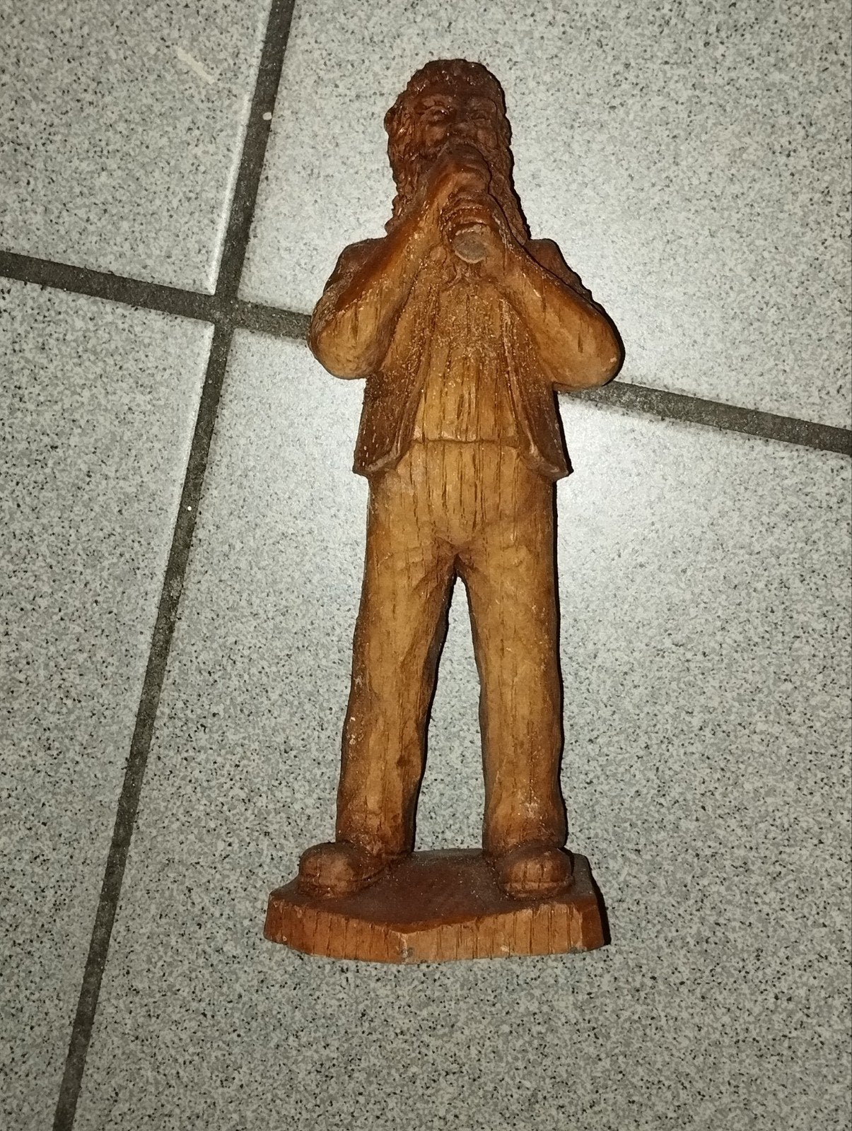Vintage Handgesneden Houten Beeldje – Traditionele Volkskuns, Antiek en Kunst, Kunst | Beelden en Houtsnijwerken, Ophalen, Hout