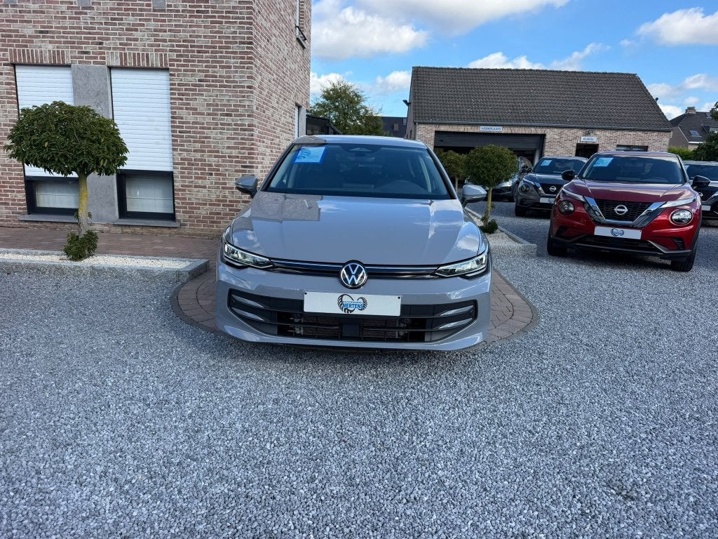 Volkswagen Golf VIII 1.5 TSI AR/CAM ACC SIDE/ASSIST 5J/GAR, Autos, Argent ou Gris, Achat, Euro 6, Entreprise