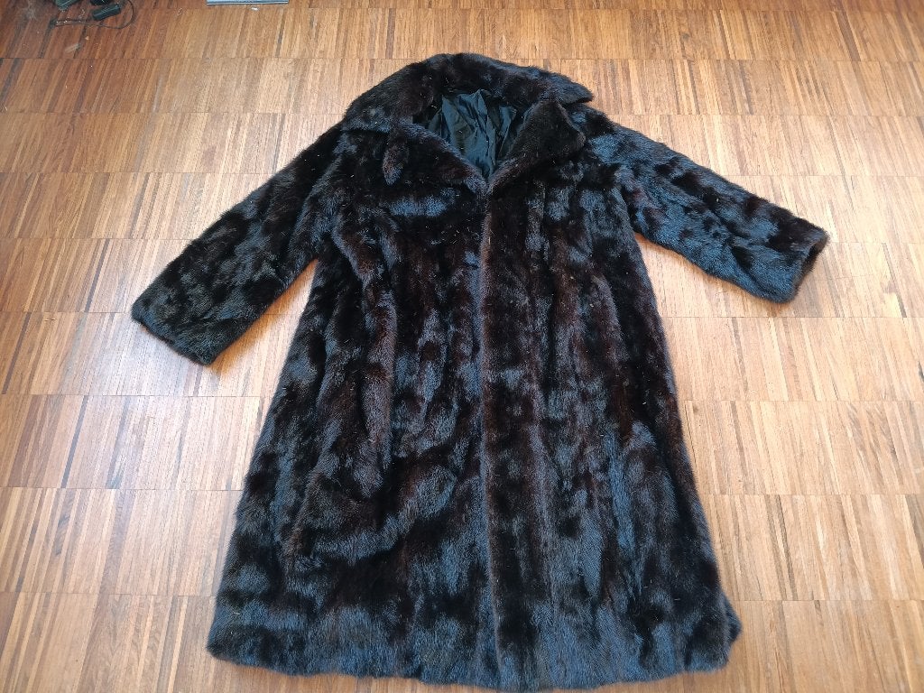Lange donker bruine bontjas, Kleding | Dames, Ophalen of Verzenden, Zo goed als nieuw, Maat 42/44 (L), Bruin