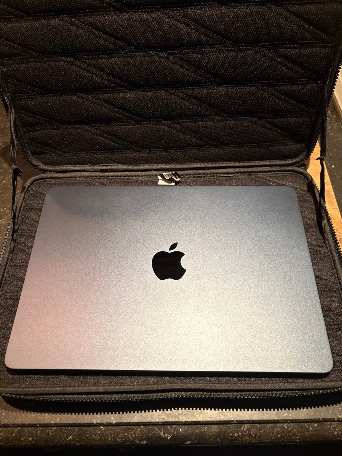 Macbook air m4 dark blue 2025, Computers en Software, Ophalen, Zo goed als nieuw, 13 inch, MacBook