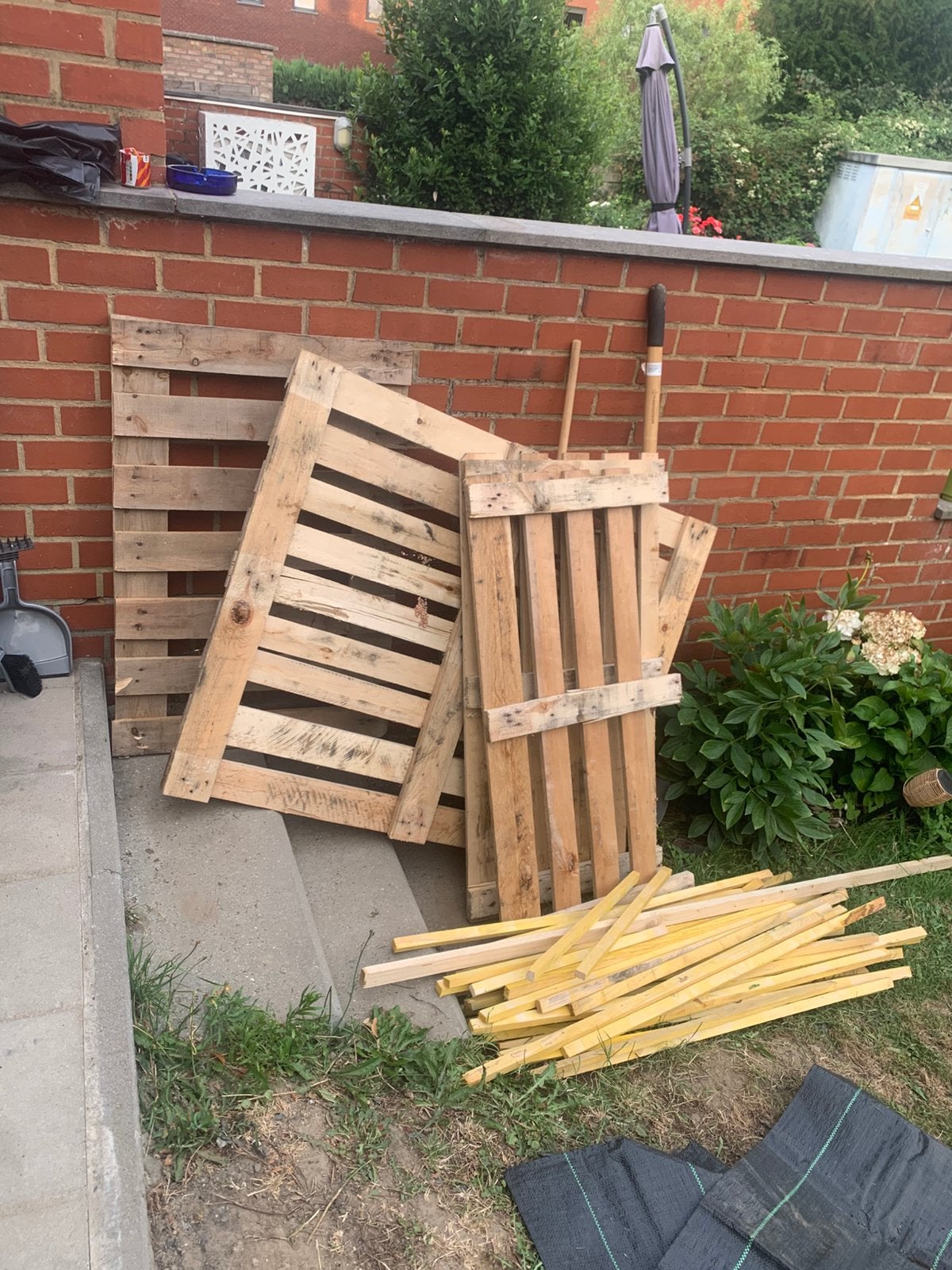 Bois a donner, Bricolage & Construction, Bois & Planches, Enlèvement, Comme neuf