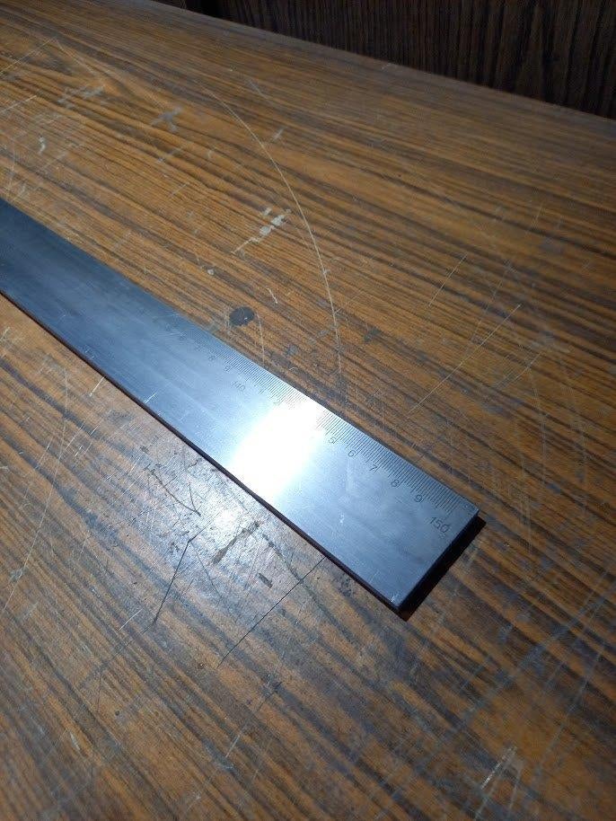 Inox meetlat 150 cm - Merk : Storm - Schaalverdeling per mm, Doe-het-zelf en Bouw, Ophalen, Gebruikt, Afstand