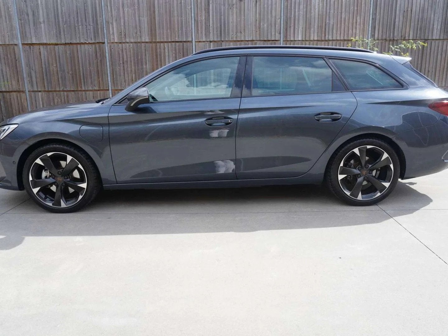 CUPRA Leon ST Plug in 1.5 DSG (150 kW) Business*TREKHAAK1ste, Auto's, Cupra, Automaat, Zwart, 4 cilinders, Leon