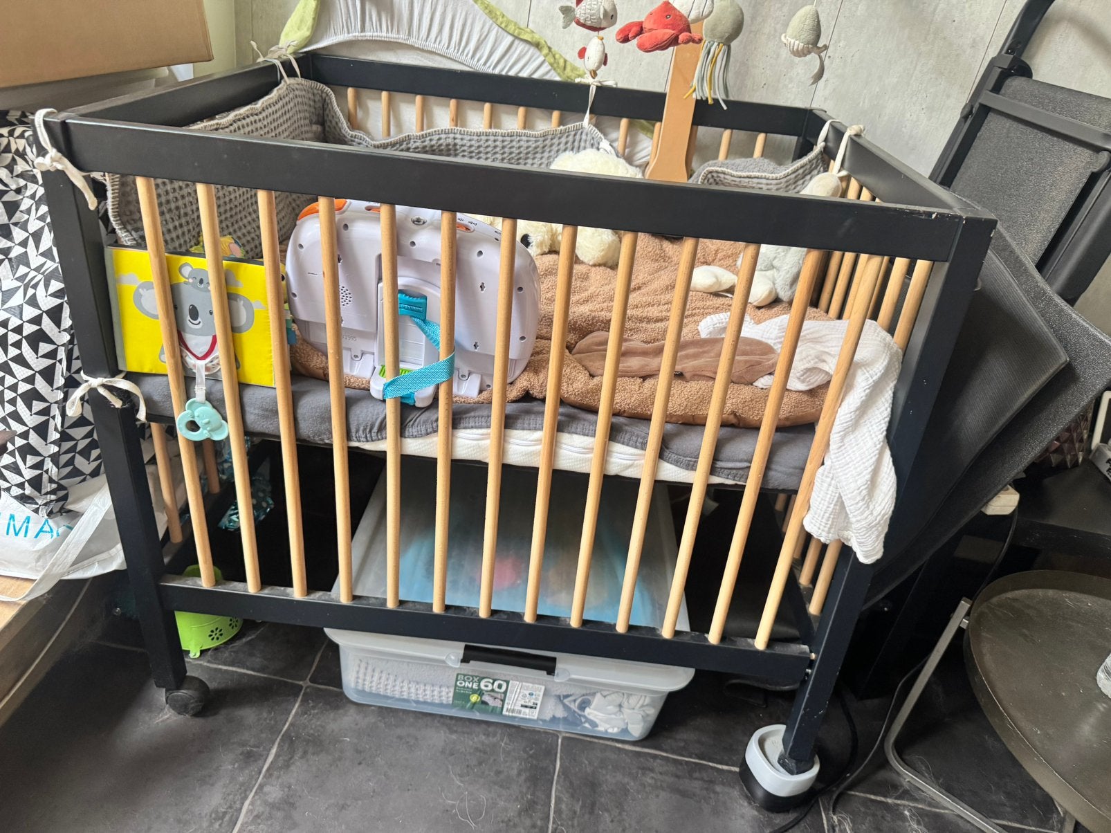 Baby park zwart, Kinderen en Baby's, Ophalen, Gebruikt, Rechthoekig, In hoogte verstelbaar