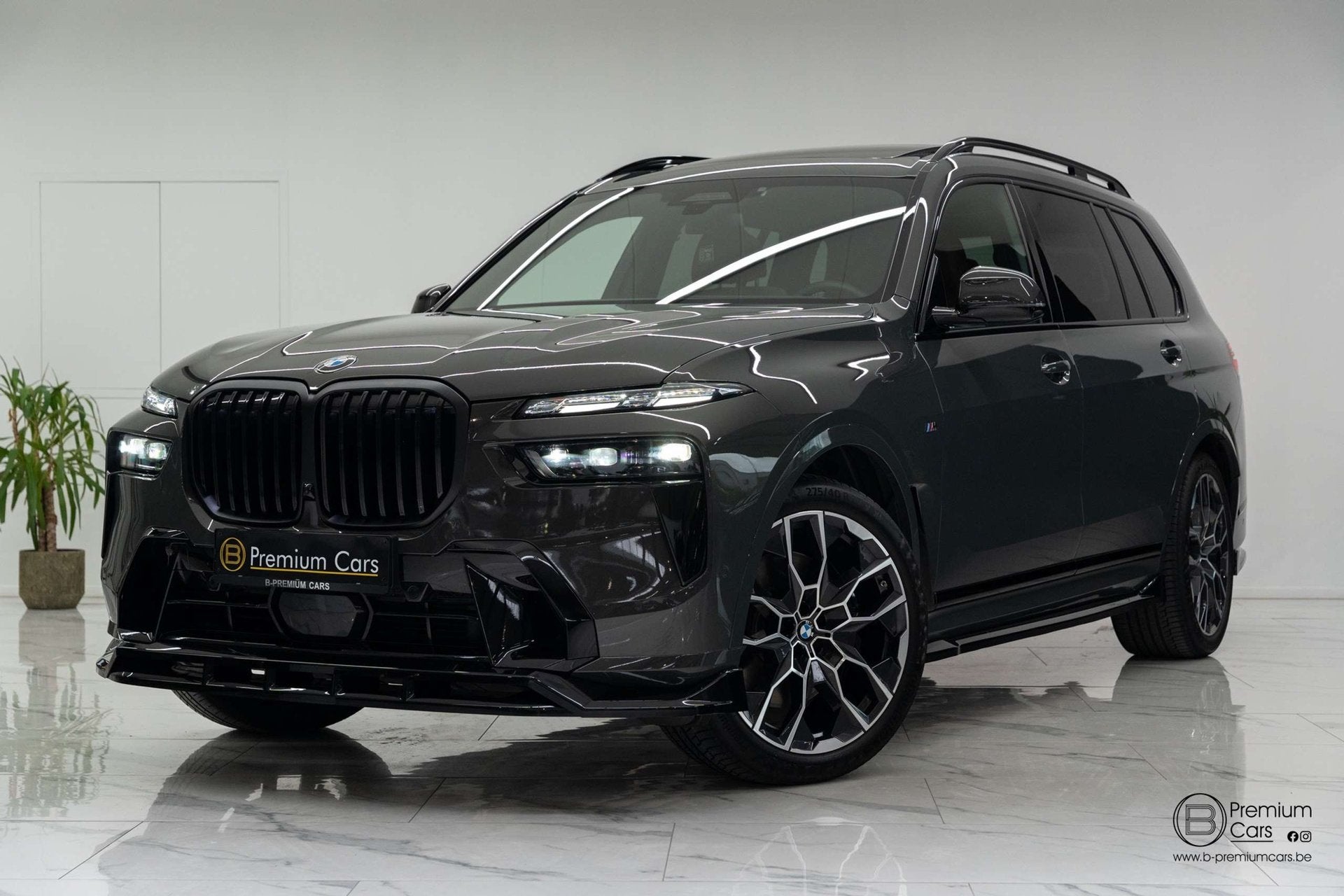 BMW X7 xDrive 40d M-pack pro bodykit! Full options! B&W! Car, Autos, BMW, Argent ou Gris, Achat, Euro 6, Entreprise