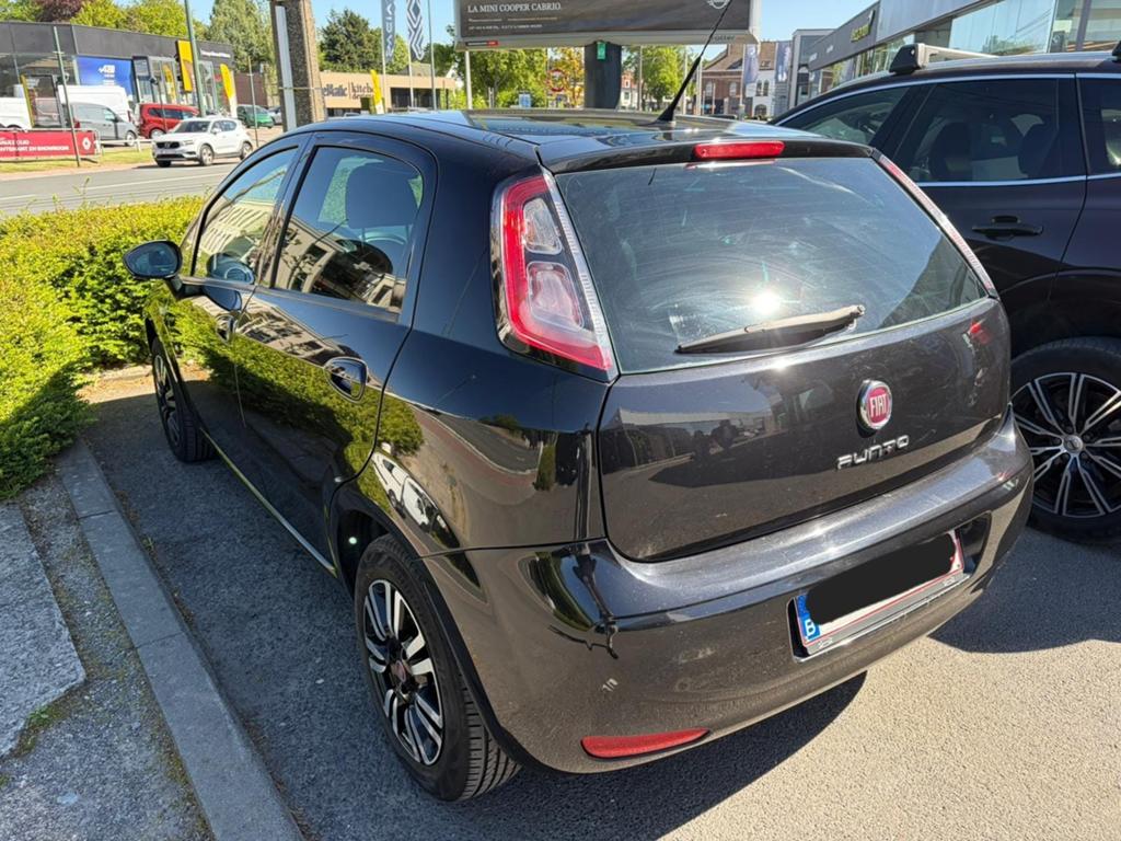 Fiat Punto 1.2i Young II, Auto's, Fiat, Punto, Bluetooth, Elektrische ramen, USB, Benzine, Handgeschakeld, Ophalen