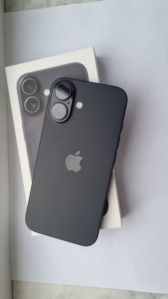 iPhone 16 256 Go noir, Télécoms, 256 GB, 83 %, Enlèvement ou Envoi, IPhone 16