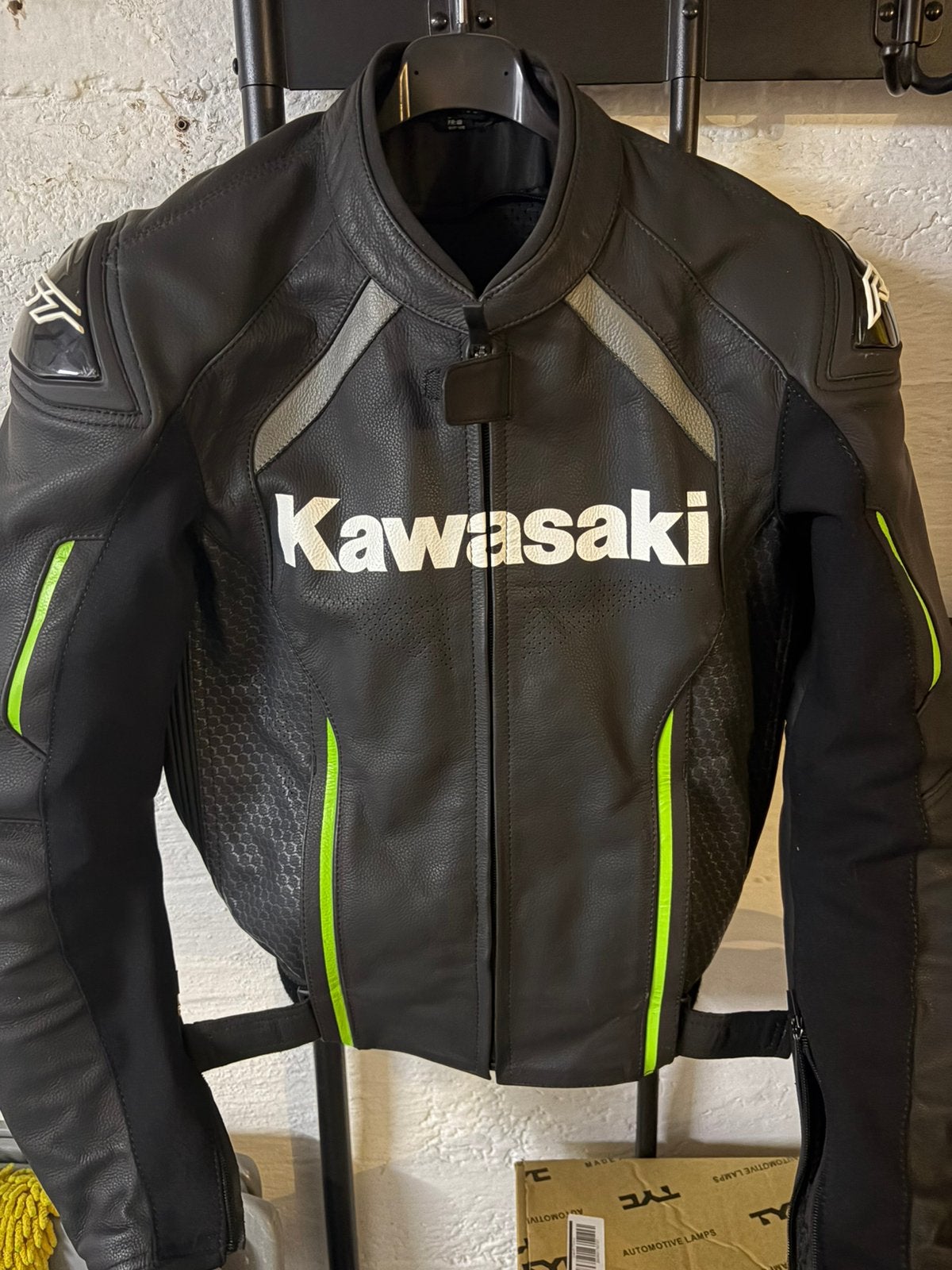Veste kawasaki ramini-2 2025, Motoren, Kleding | Motorkleding, Ophalen, Heren, Jas | leer, Nieuw zonder kaartje