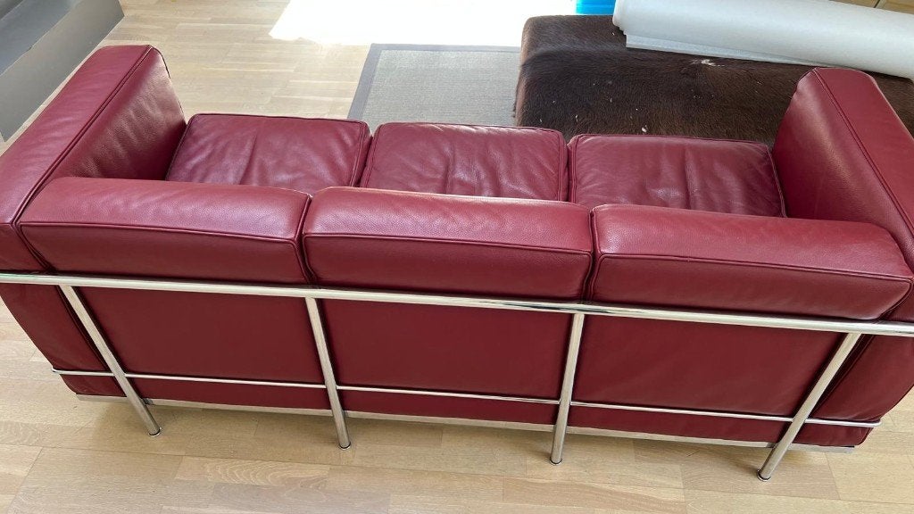 Cassina LC2 3-zit Le Corbusier, Huis en Inrichting, Ophalen, Minder dan 75 cm, 150 tot 200 cm, Driepersoons