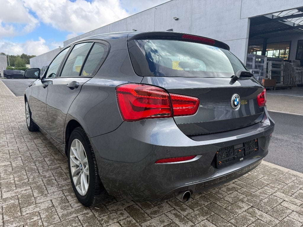 BMW 116i, Argent ou Gris, Euro 6, Entreprise, https://public.car-pass.be/vhr/4c15669c-2939-4ff6-948c-929d7157bedd