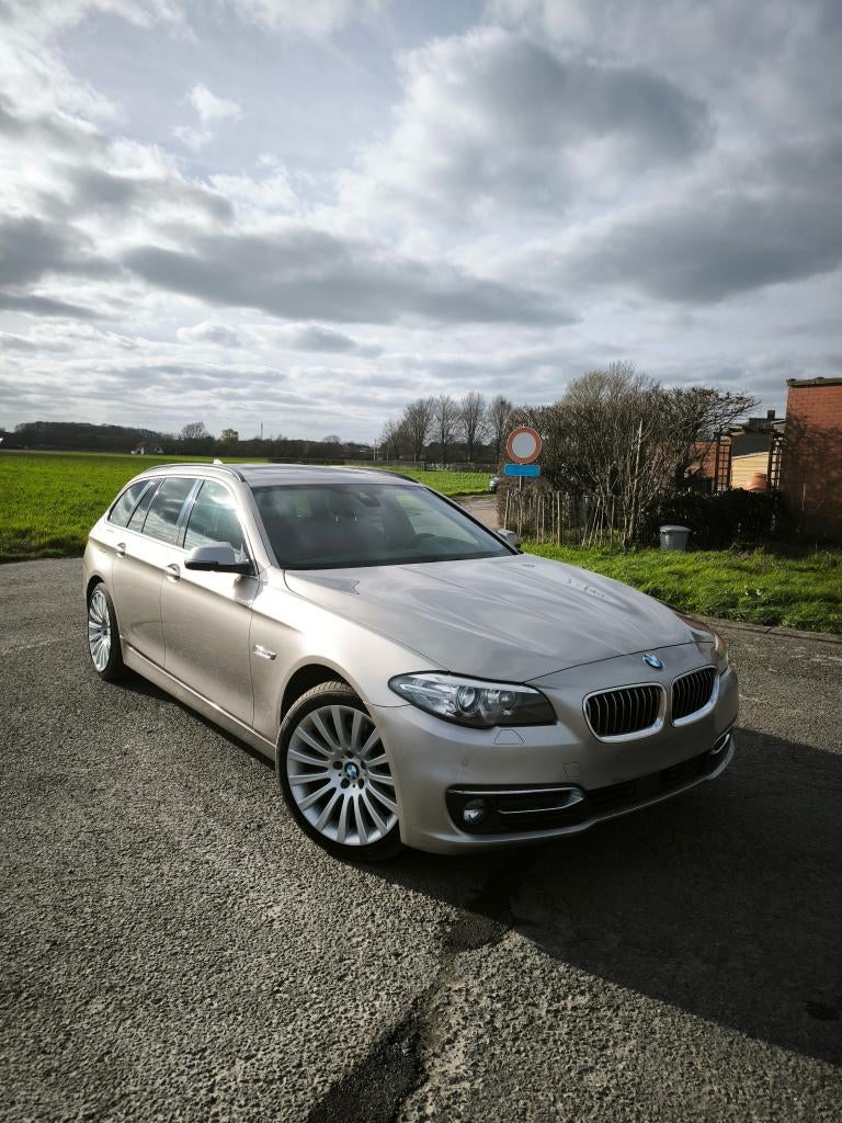 BMW SERIE 5 touring, Autos, BMW, Cuir, Entretenue par le concessionnaire, 5 portes, Automatique