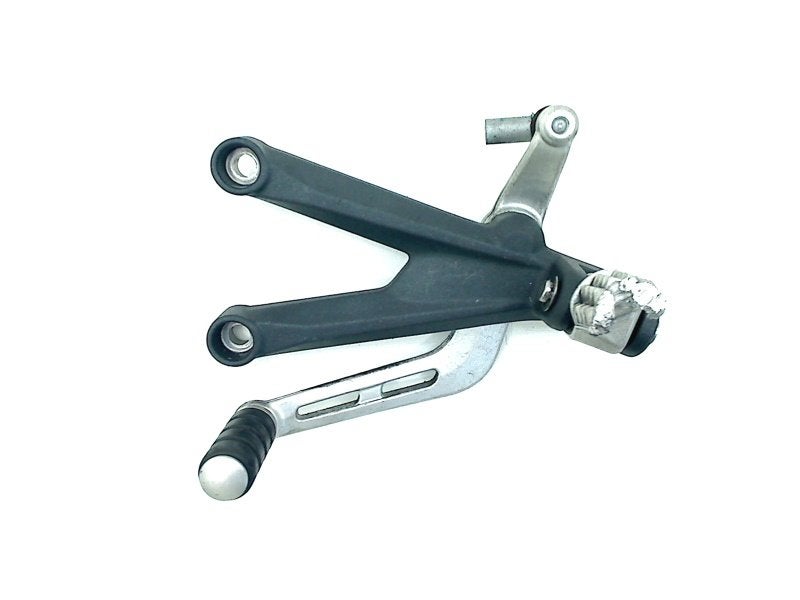 SCHETSPLAAT LINKS VOOR Daytona 675 2013-2016 (VIN: 564948), Dhr. S. di Majo, Gebruikt, Info@cama-motorparts.nl, P.J. Troelstraweg 8 8
3144 CX  MAASSLUIS, NL