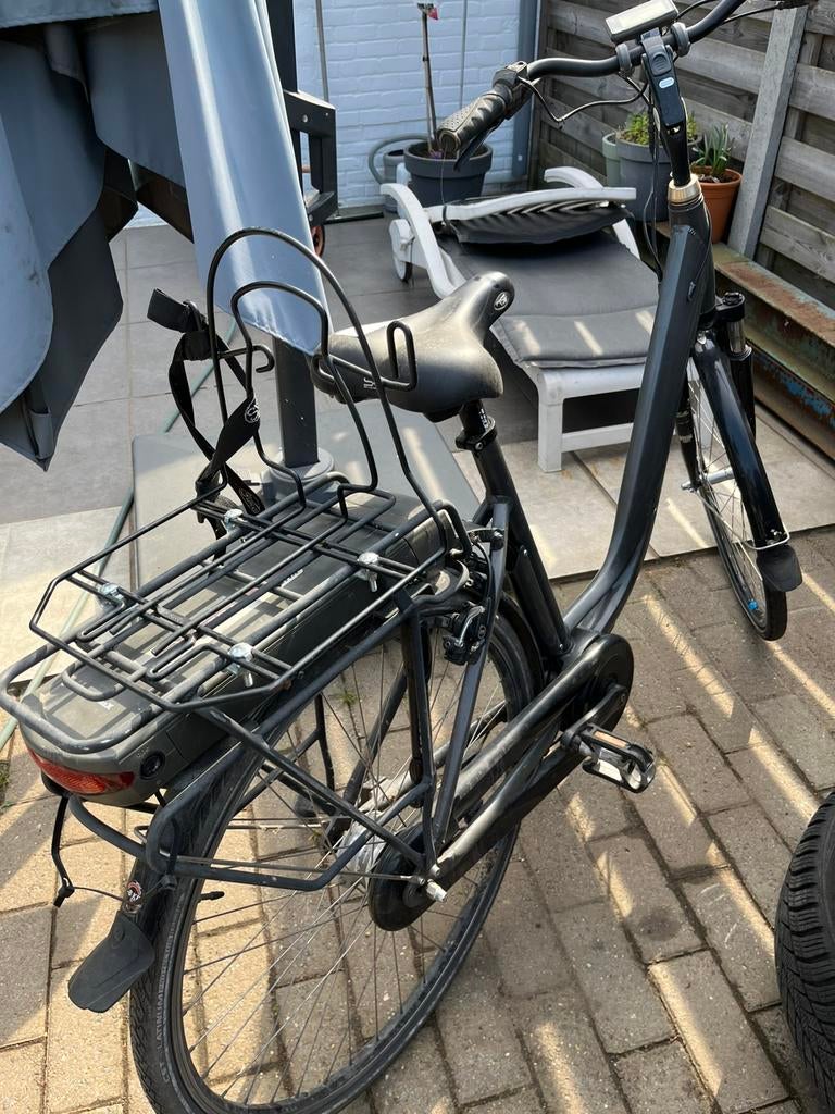 Elektronische dames fiets, Fietsen en Brommers, Ophalen, Zo goed als nieuw