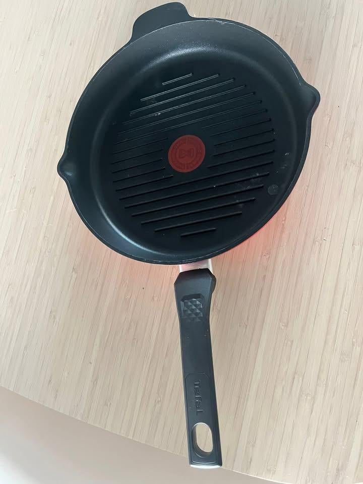 Tefal Gietijzeren koekenpan - NIEUW, Maison & Meubles, Cuisine | Casseroles & Poêles, Neuf, Tefal, Revêtement antiadhésif, Enlèvement