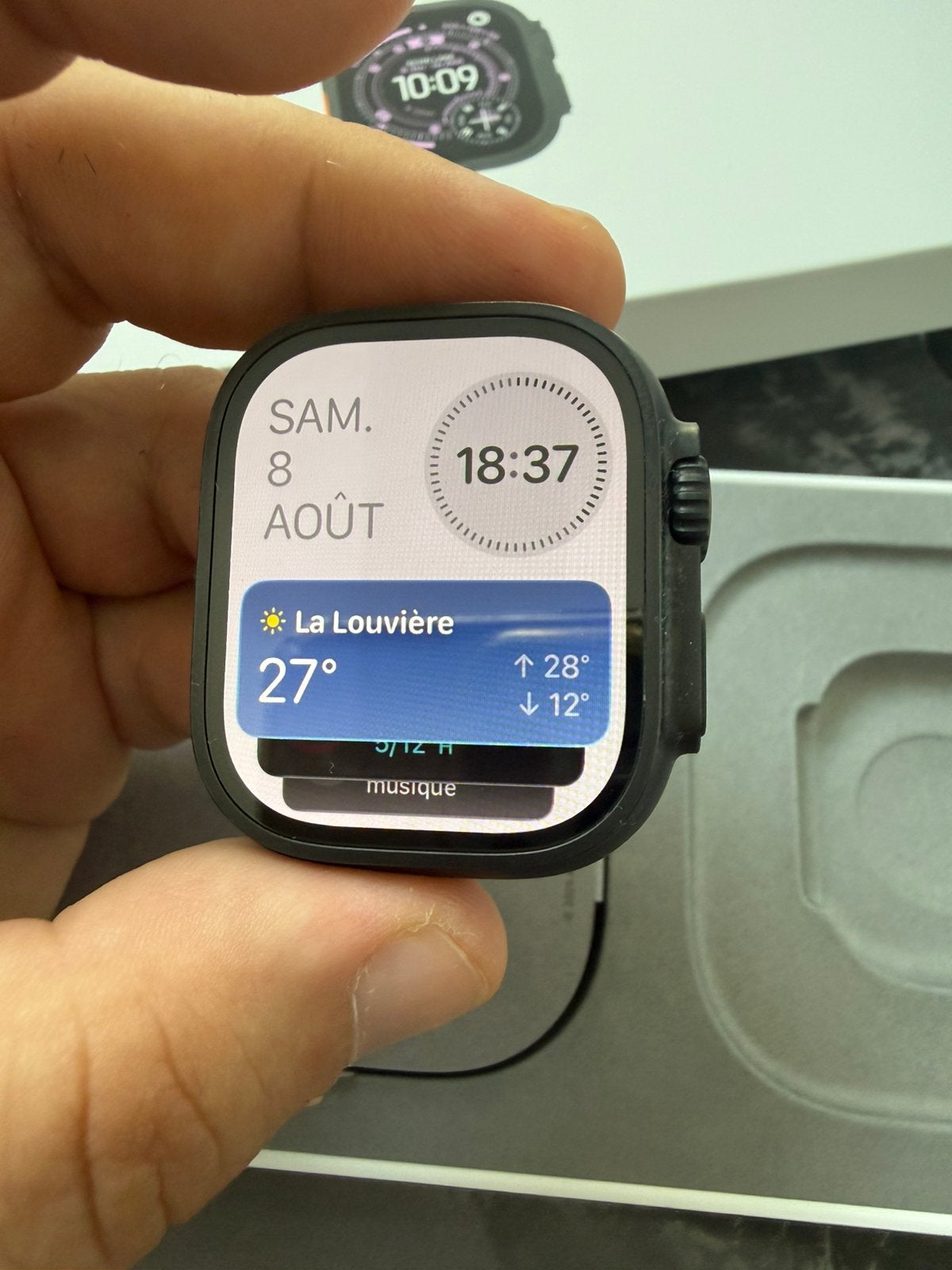 APPLE WATCH ULTRA 3 – NEUVE / EXCELLENT ÉTAT  Garantie, Neuf, Étanche, IOS, Enlèvement