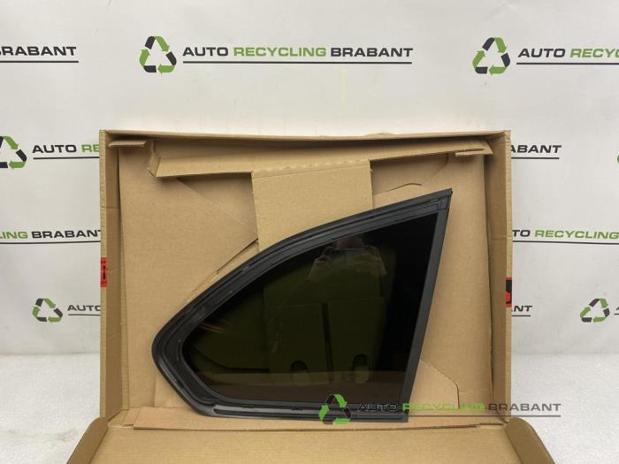 Vitre portière 4portes avant droite d'un BMW X1, Autos : Pièces & Accessoires, -, 3 mois de garantie, Utilisé, -