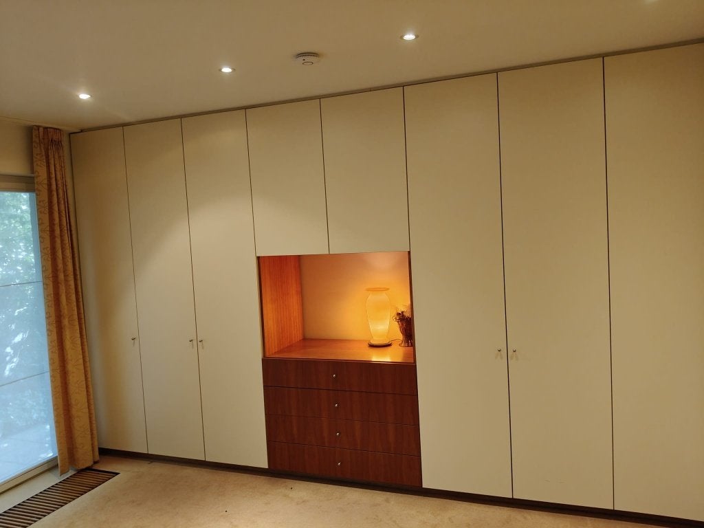 8 meter kasten dressing van bekende kastenbouwer, Huis en Inrichting, Kasten | Kleerkasten, 200 cm of meer, Zo goed als nieuw