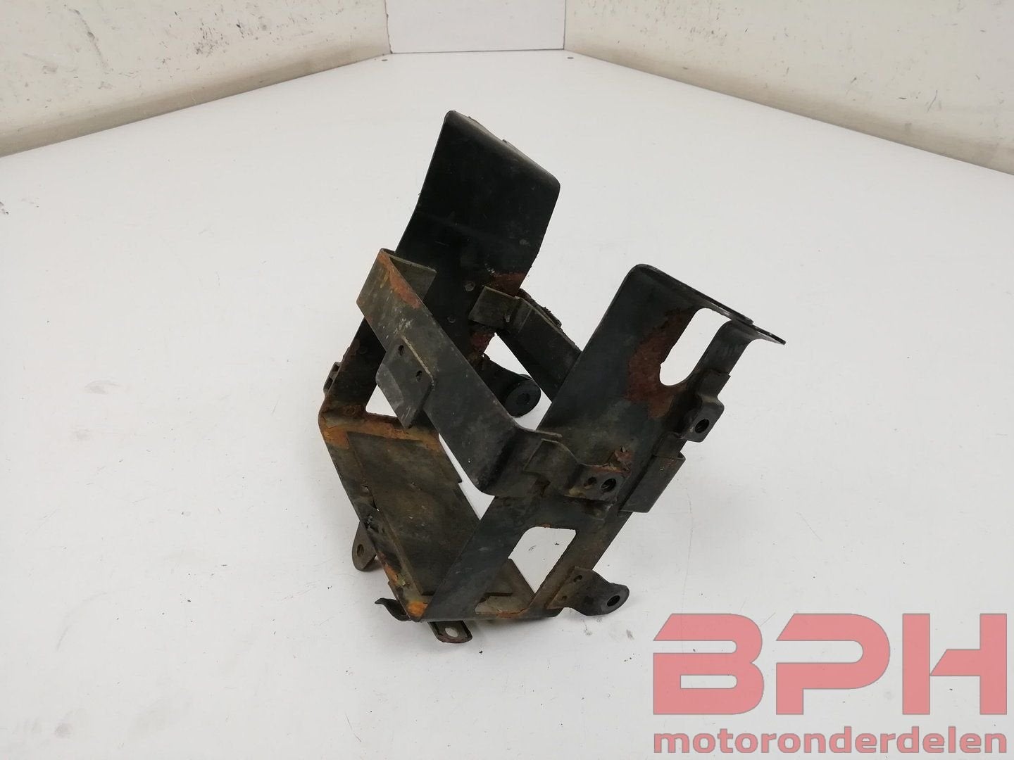 Accuhouder Suzuki GSX-R 750 1985 - 1987 slabby slabside accu, Motoren, Gebruikt, -, -, Ophalen of Verzenden