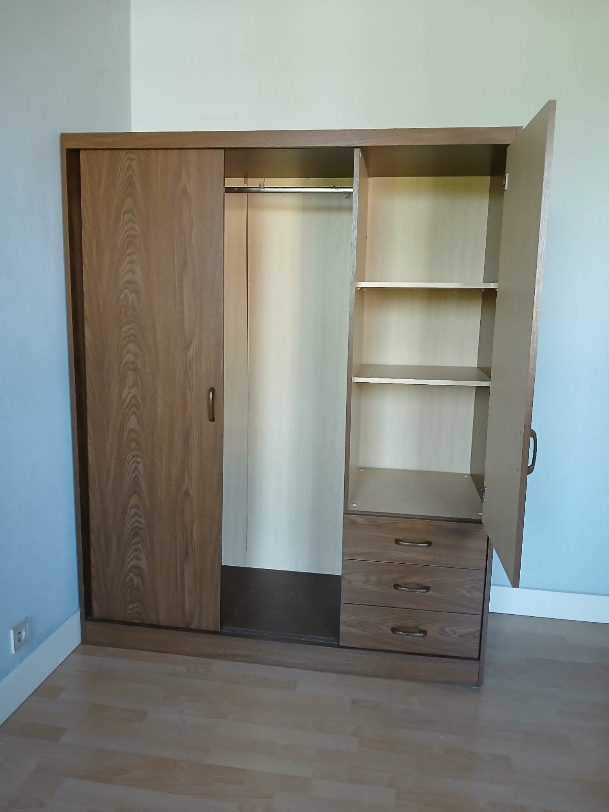 ARMOIRE GRATUITE, Enlèvement