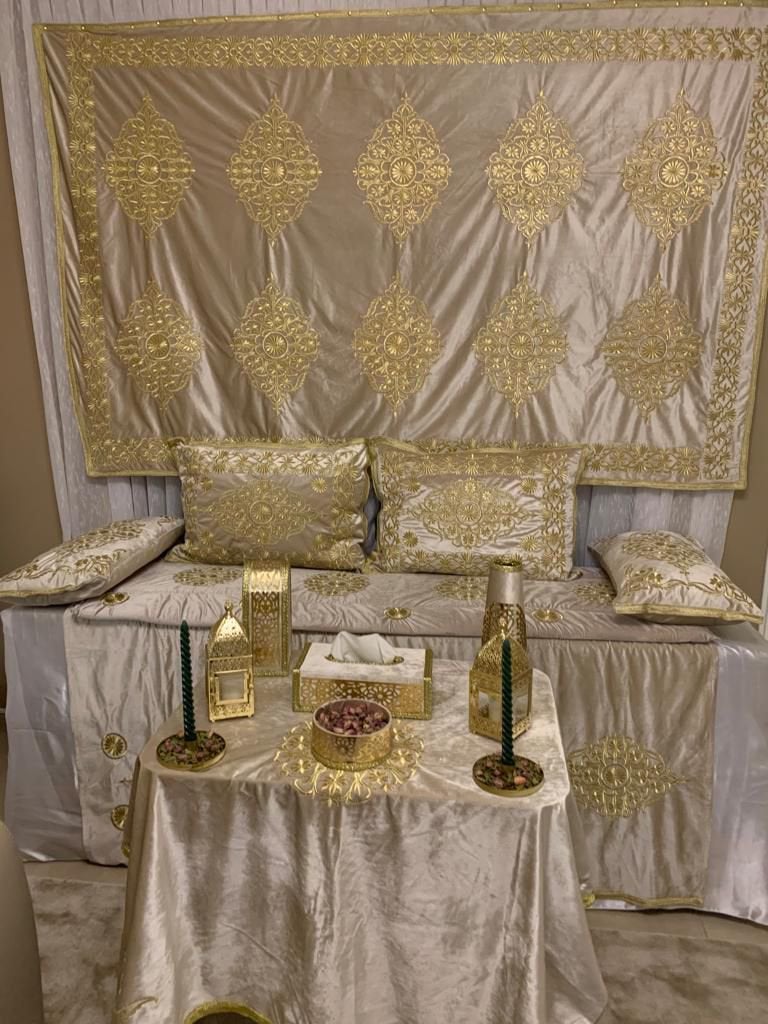 Gouden henna set te koop, Kleding | Dames, Carnavalskleding en Feestkleding, Ophalen, Zo goed als nieuw, Accessoires