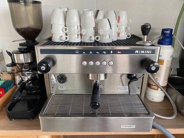 Machine à café expresso Rimini Futurmat  professionnelle, Enlèvement, Utilisé, Autres marques, Moulin à café