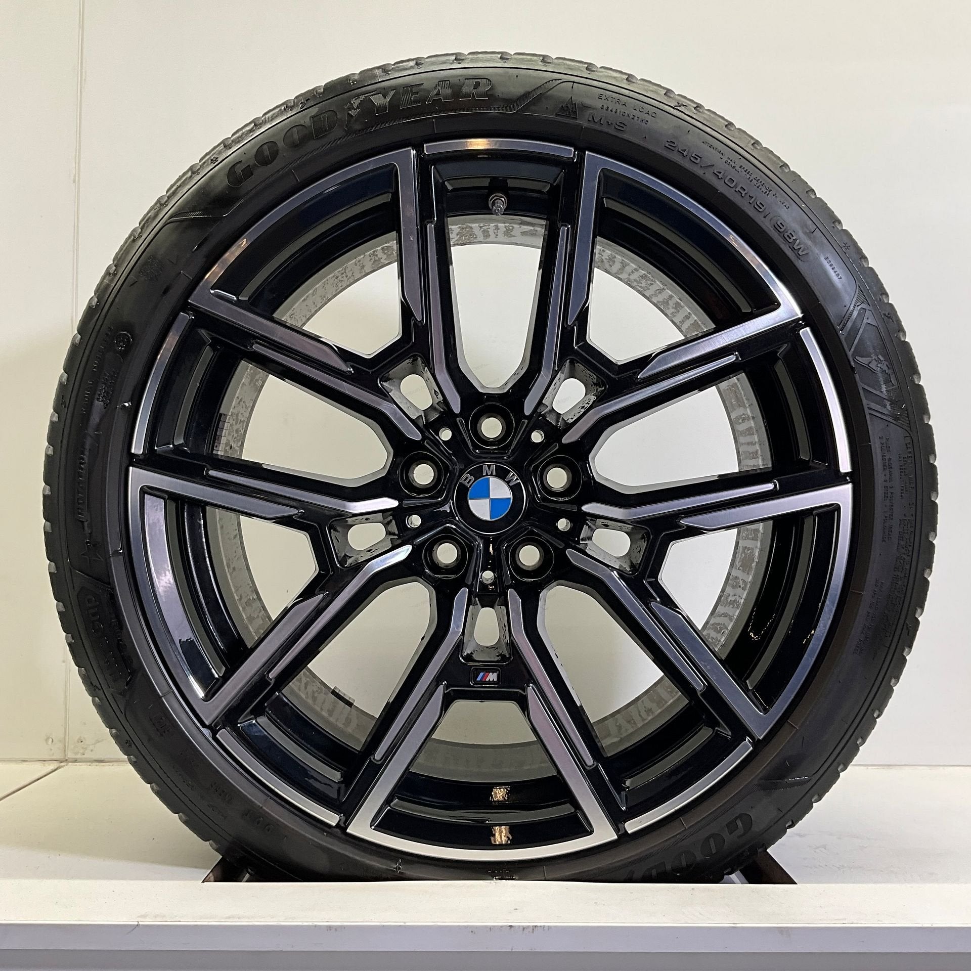 BMW 4 SERIE I4 G26 BREEDSET VELGEN + WINTERBANDEN 19 INCH OR, Autos : Pièces & Accessoires, Pneus & Jantes, Pneus et Jantes, Véhicule de tourisme
