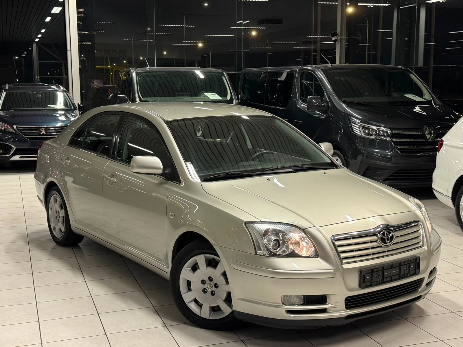 Toyota Avensis, Auto's, Sound system, 1794 cc, 93 kW, Overige carrosserie