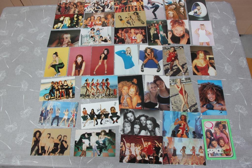 environ 40 cartes postales Spice Girls, Collections, Enlèvement ou Envoi, Comme neuf, Photo ou Carte