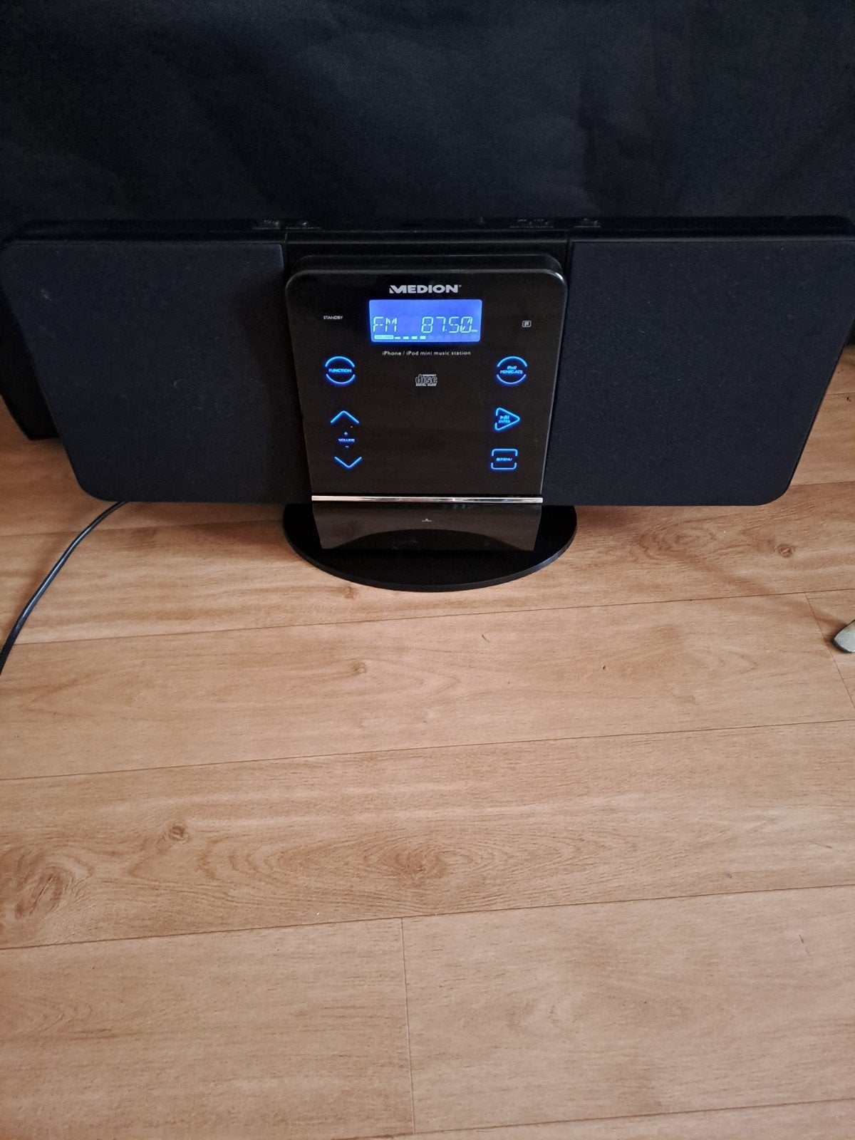 Petite radio,CD,usb " MEDION" sur prise., Enlèvement, Utilisé, Radio, Avec lecteur de CD