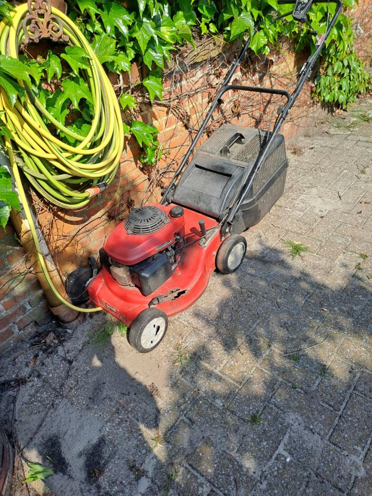 Grasmaaier, Ophalen