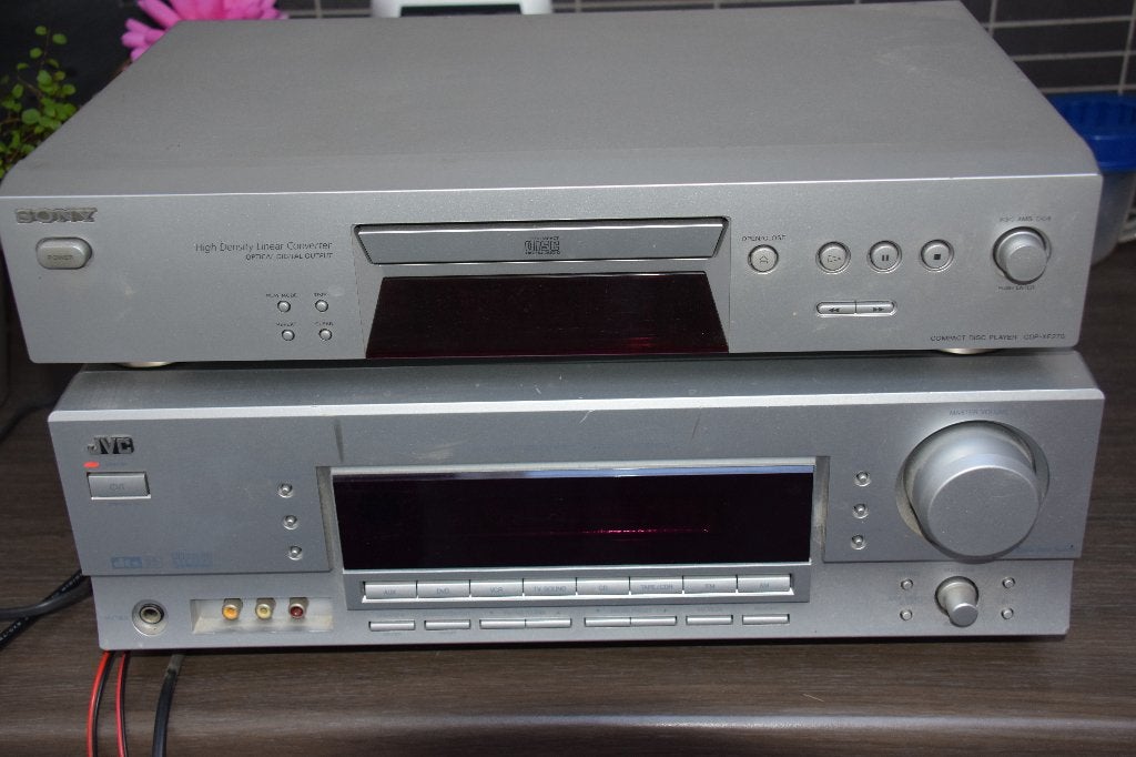 Ancienne chaîne stéréo, Enlèvement, Utilisé, Lecteur CD, JVC